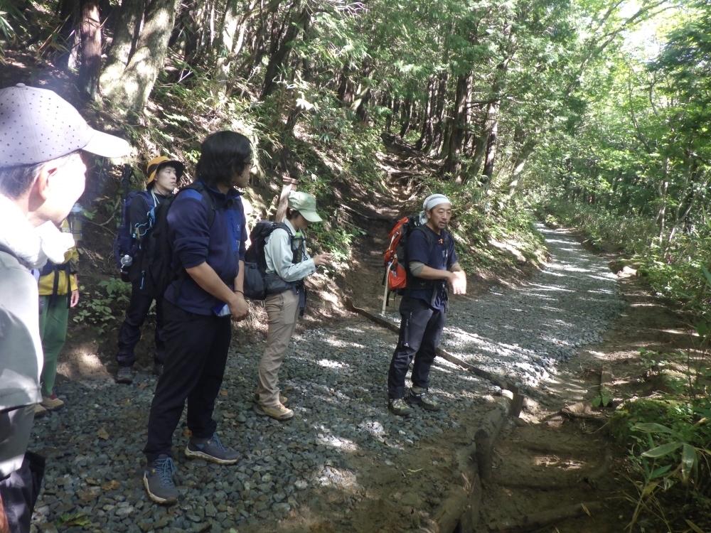 道中登山道保全に関する説明が行われました