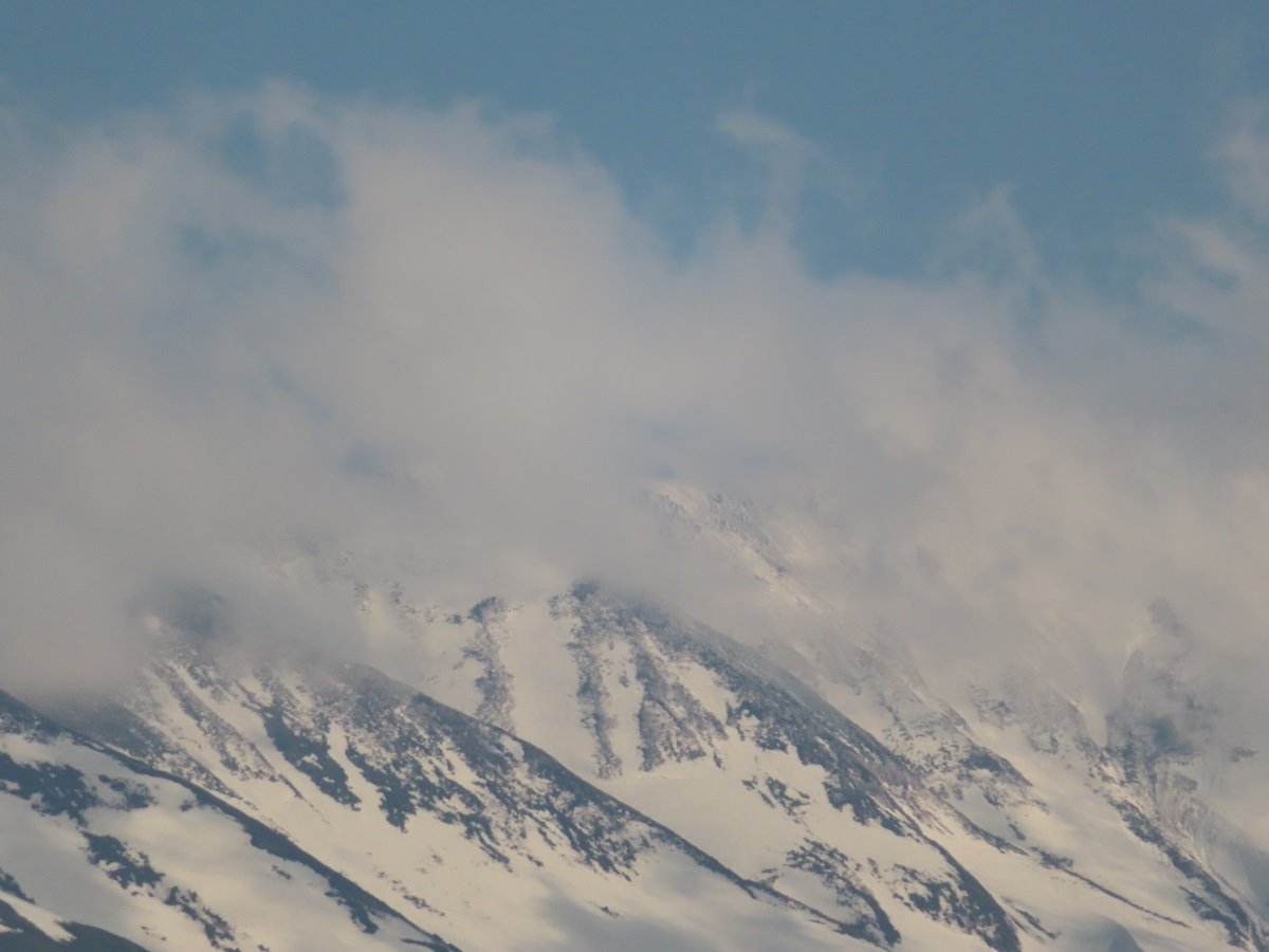 月山