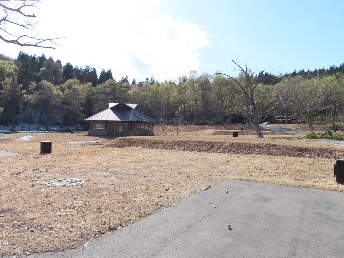 野営場