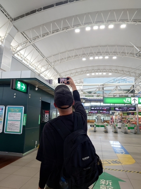 ＃八戸駅構内。